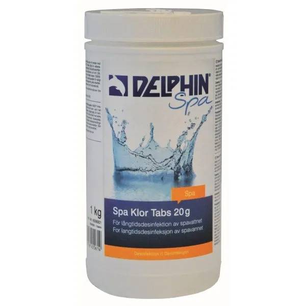 Vit plastburk med Delphin Spa Klor Tabs 20g, 1 kg, med etikett som visar vattenstänk i blått.
