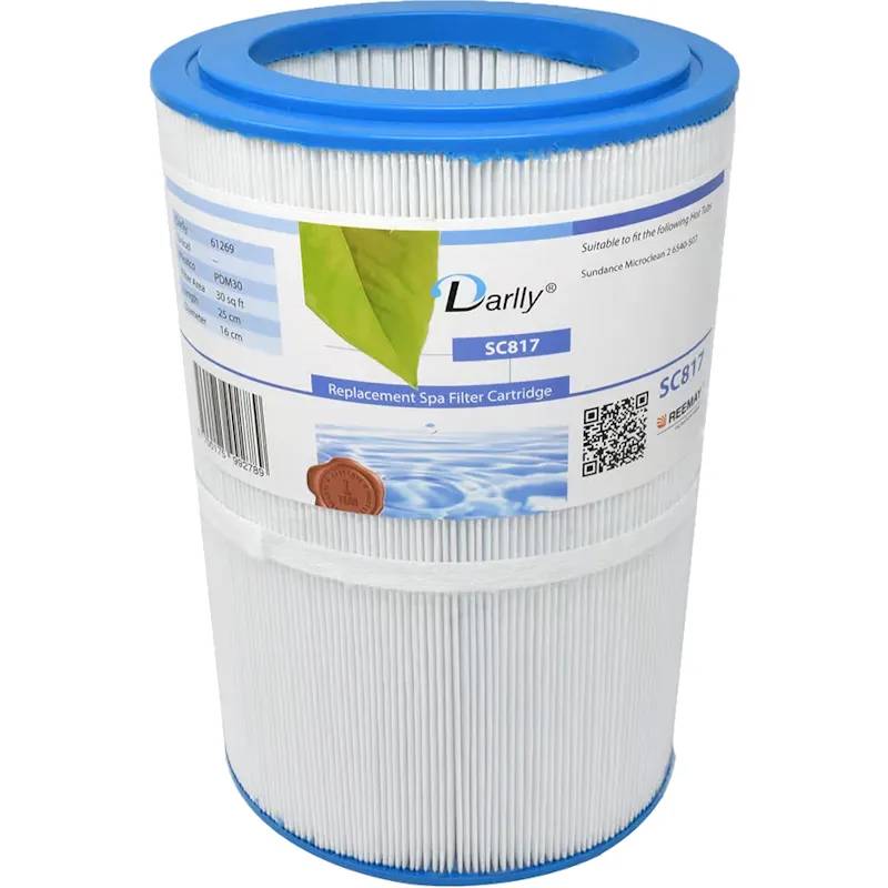 Darlly SC817 spafilter med vita veckade filterlameller, blå topp- och bottenring samt vitt etikettband med produktinformat...