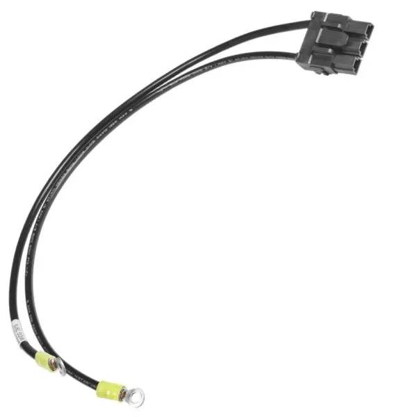 Adapter Plug N'Click med svart kontakthus och två kablar som slutar i gula ringkabelskor, böjda i en båge.